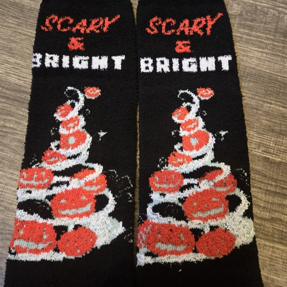 🍒🍒 Scary & Bright Fuzzy Socks - Picture 3 of 5
